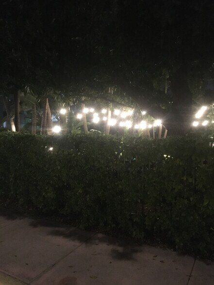 Building Photo - 935 10th St