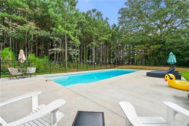 Building Photo - 4050 Washington Rd