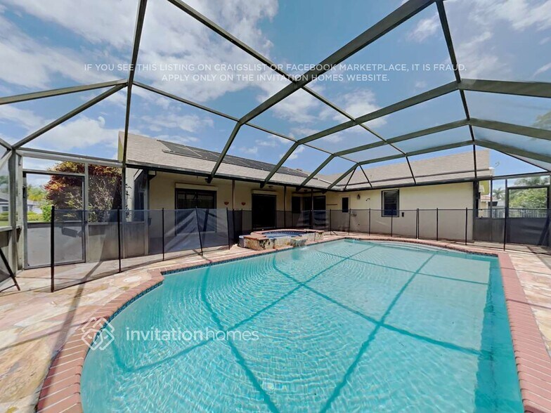 Building Photo - 4069 Alpinia Ct S
