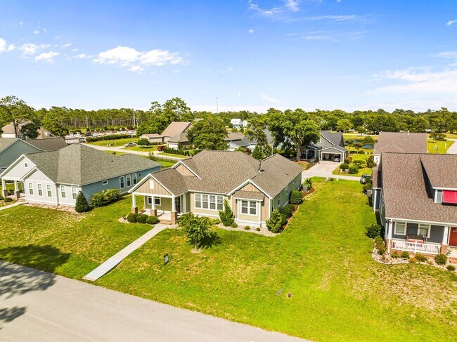 Building Photo - 202 Seagrass Wy