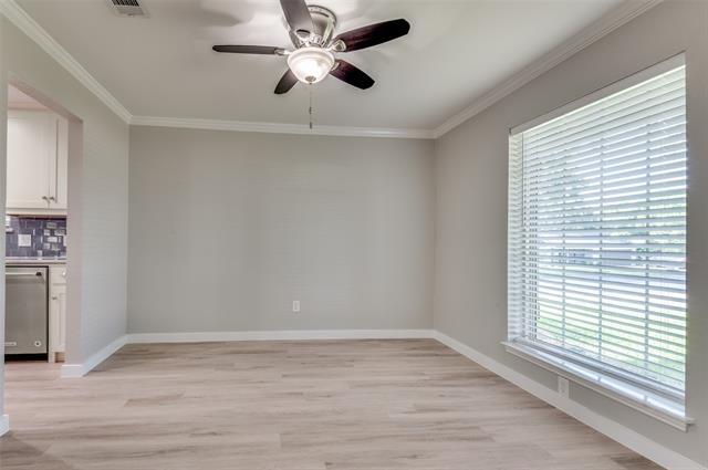 Building Photo - 2020 Normandy Dr