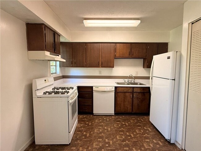 Building Photo - 3237 Abbeywood Dr