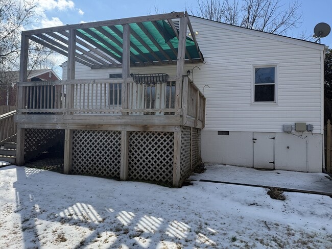 Building Photo - 6424 W Grace St