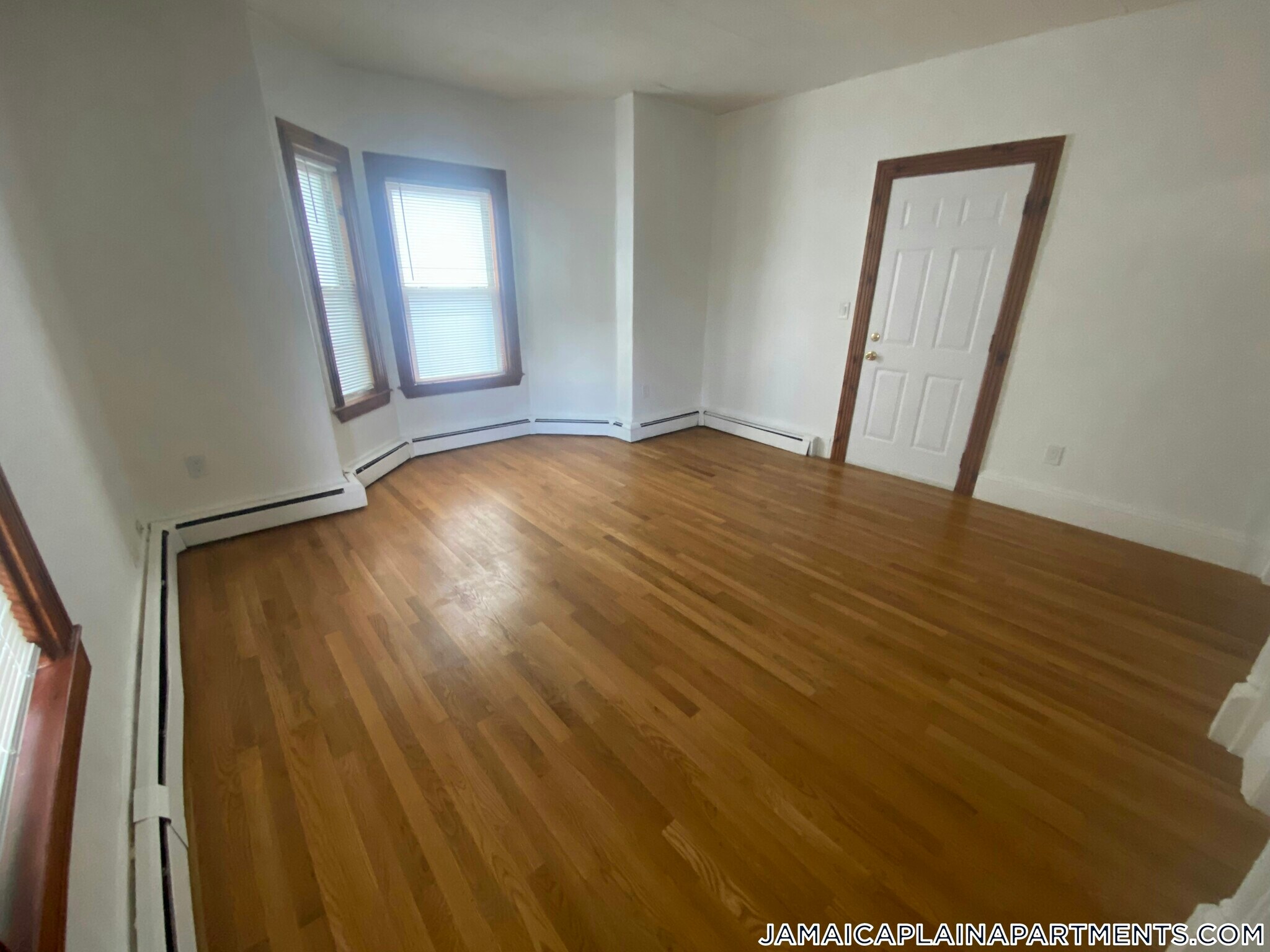 Building Photo - 3 Nira Ave