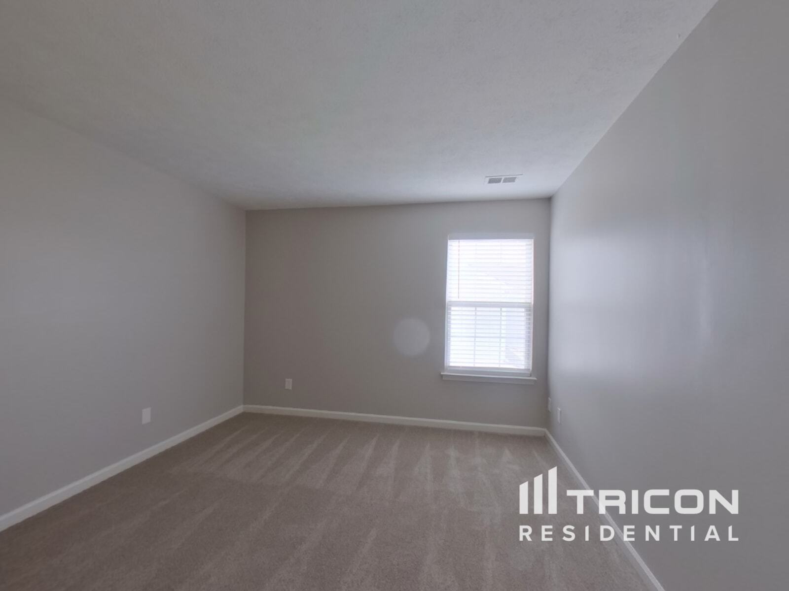 Building Photo - 9720 Avensong Crossing Dr