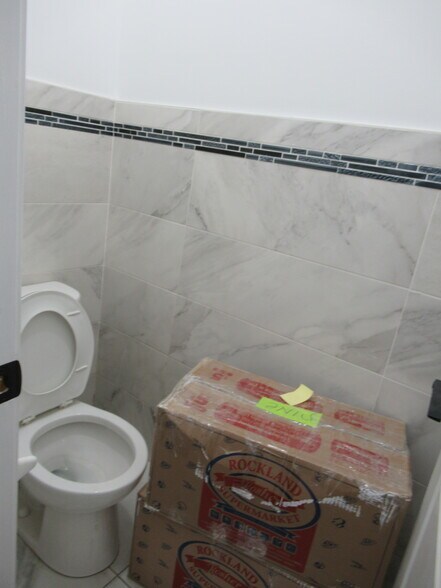 Bathroom 1 - 129 NY-306