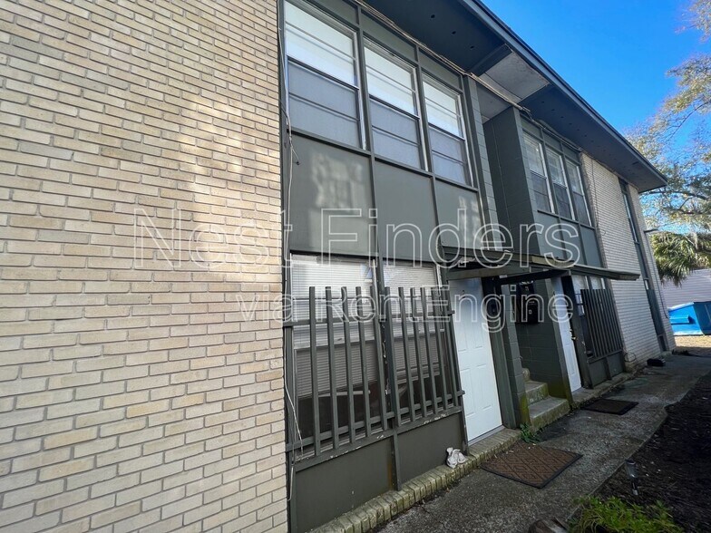 Building Photo - 1318 Sydney Pl