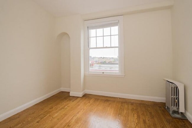 Building Photo - 1 bedroom in San Francisco CA 94122