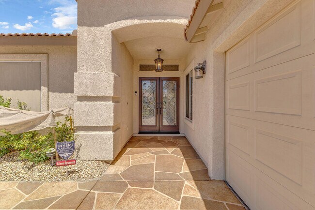 Building Photo - 79886 Dandelion Dr