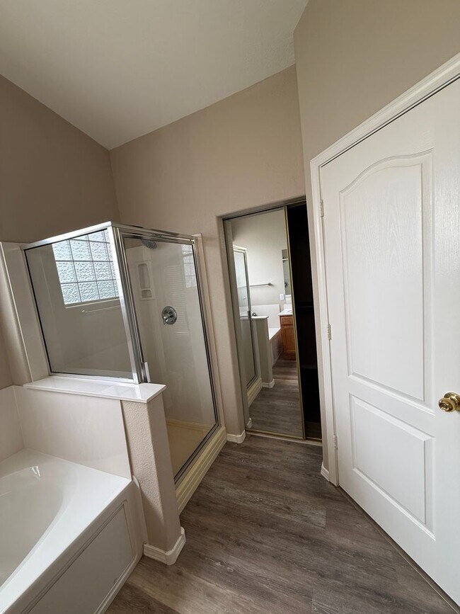 Building Photo - 2526 Tuscan Hills Ln