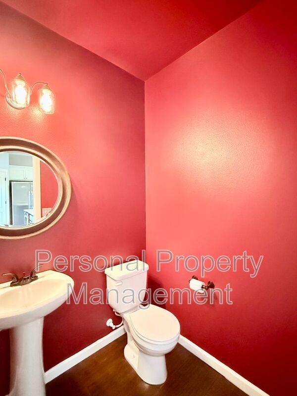 Building Photo - 2606 NE 130th Ct