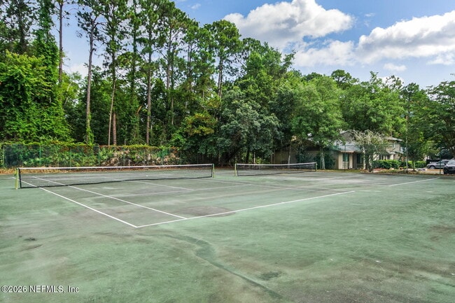 Building Photo - 7623 Baymeadows Cir W