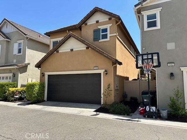 Building Photo - 15931 Moonflower Ave