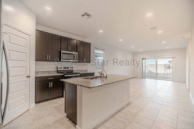 Building Photo - 5549 E Cinder Ln