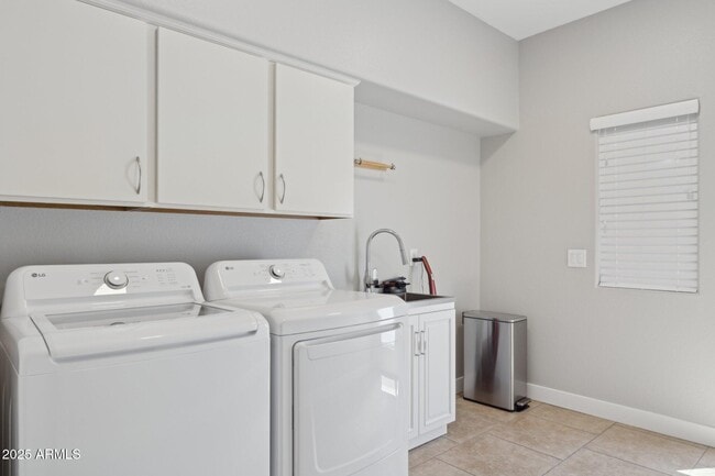 Building Photo - 16630 N 61st Pl