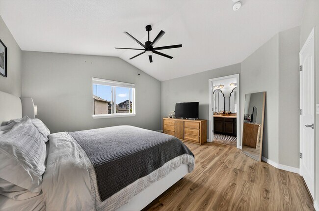 Building Photo - 6275 Wild Turkey Dr