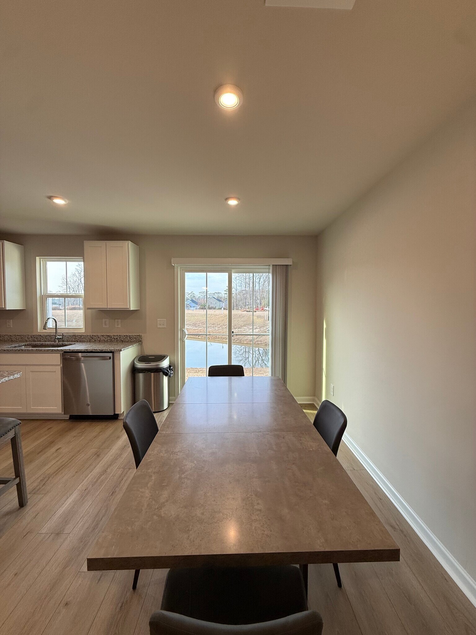 Building Photo - 338 Myrtle Meadows Dr