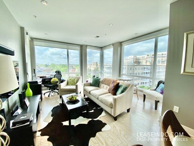 Building Photo - 2101 11th St NW