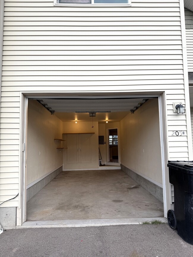 Building Photo - 205 Cooperative Way