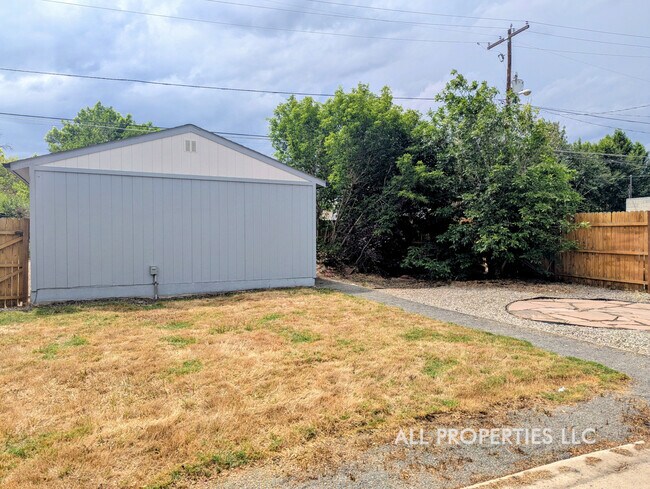 Building Photo - 59 Knox Ct