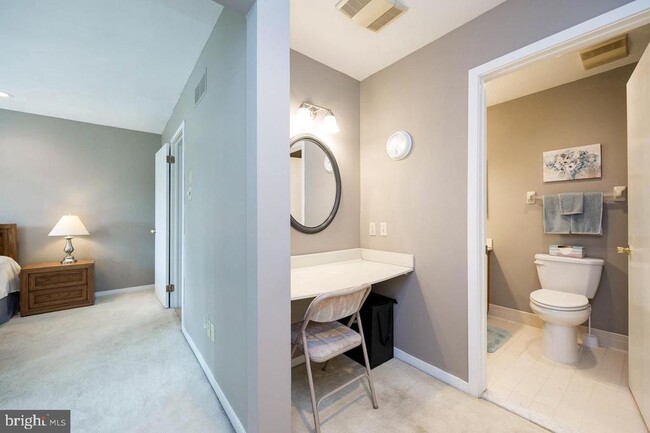 Building Photo - 801 Winchester Ct
