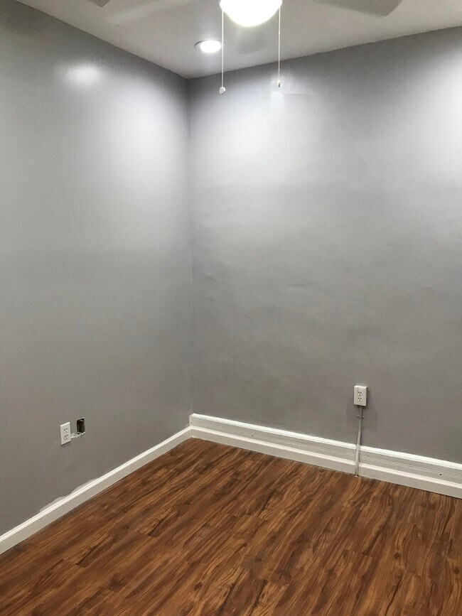 Building Photo - 29 Elberon Pl