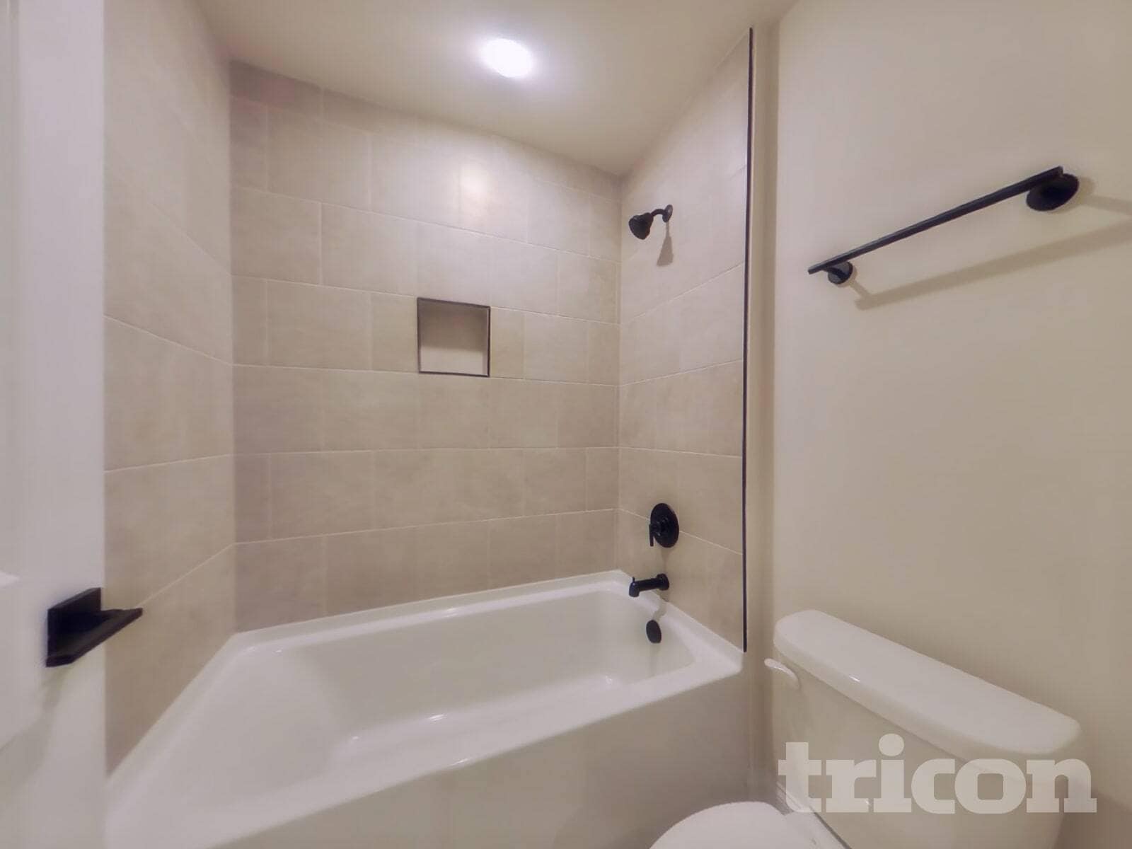 Building Photo - 615 Cantrell Dr