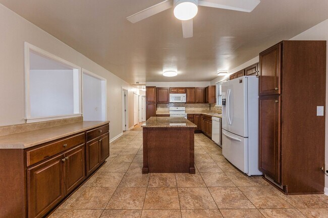 Building Photo - 5154 Almaville Rd