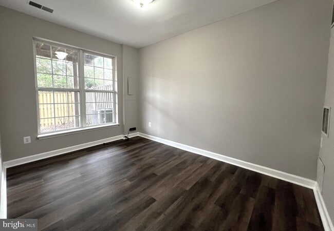 Building Photo - 13611 Acorn Hunt Pl