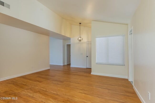 Building Photo - 46 N Northam Ave