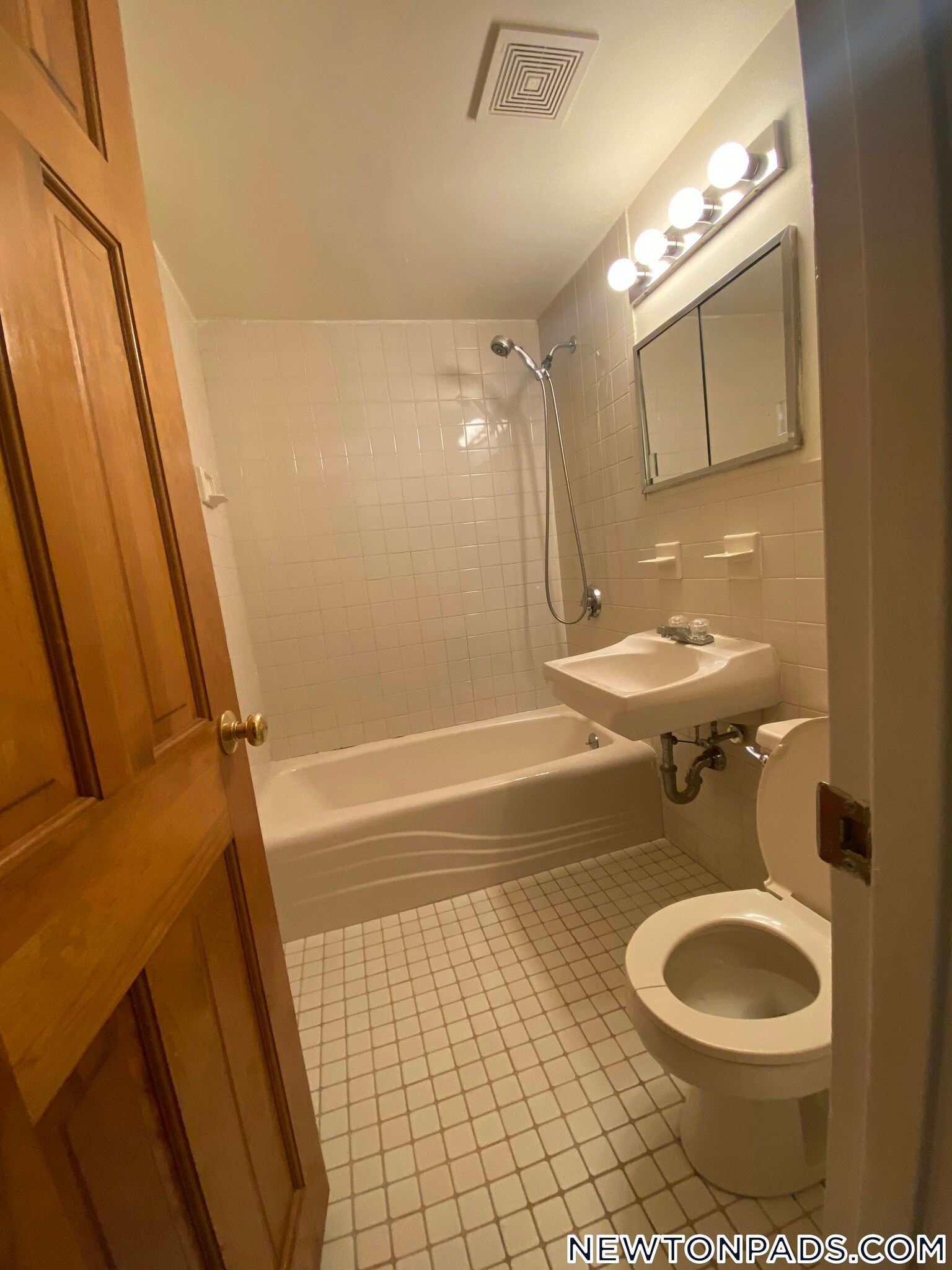 Building Photo - 278 Grove St