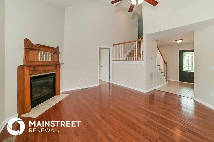 Building Photo - 7736 Gilmore Ln