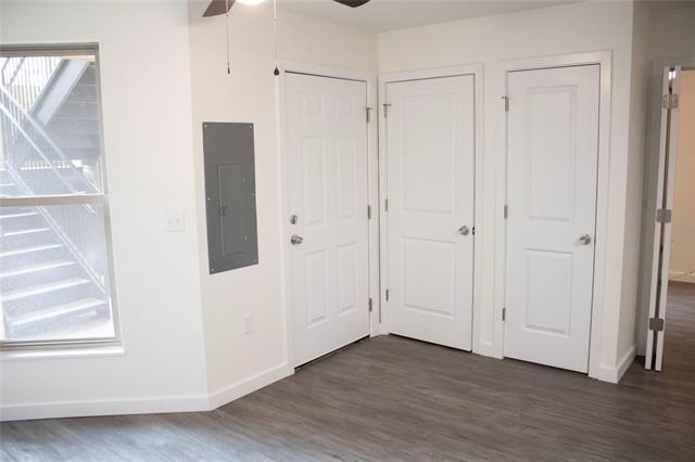 Building Photo - 302 Forest Ln