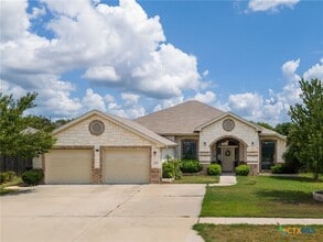 Building Photo - 1808 Bailey Dr