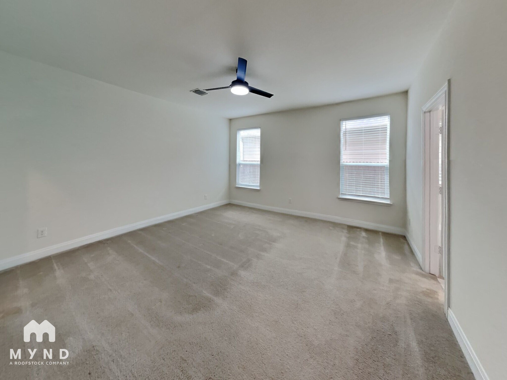 Building Photo - 13725 James Buchanan St