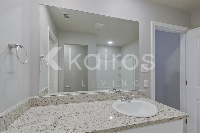 Building Photo - 107 Yardley Ct