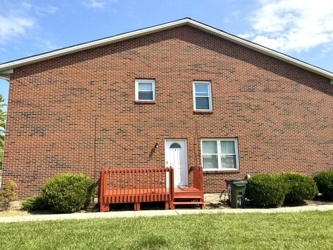 Building Photo - 705 Gordon Smith Blvd