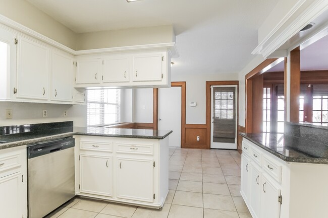 Building Photo - 18210 Widcombe Dr