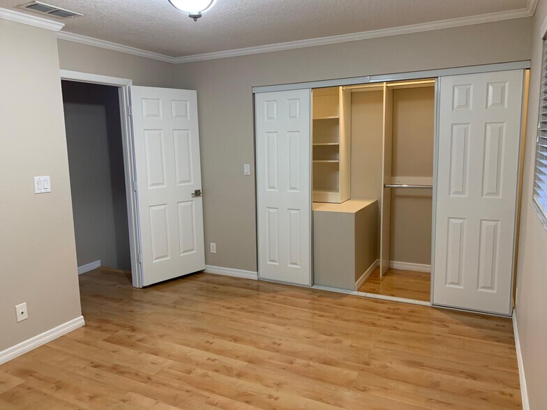 Guest room closet - 921 SE 13th St