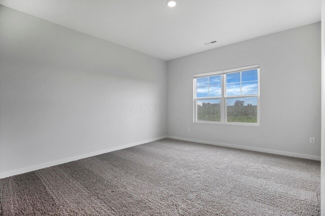 Building Photo - 539 Darliene Dr