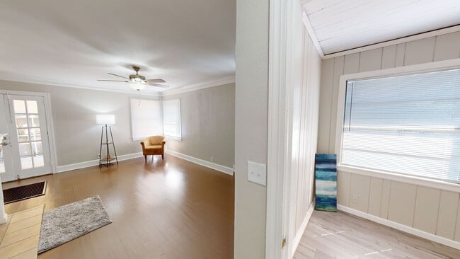 Building Photo - 2 acres in Millbrook w/ large screened in ...