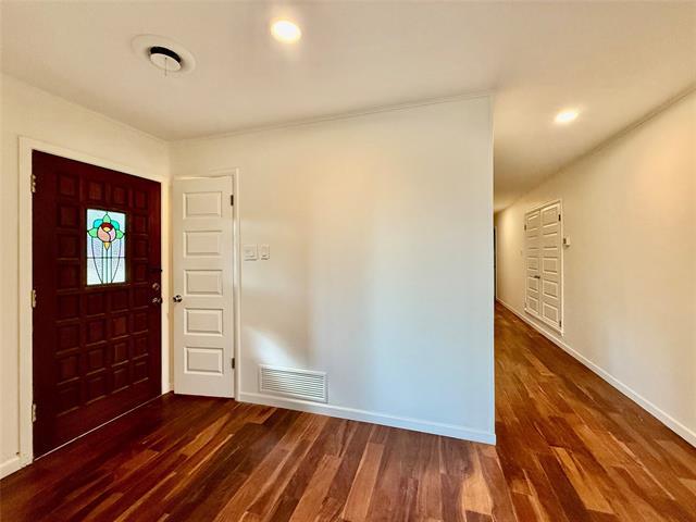 Building Photo - 403 Principio Rd