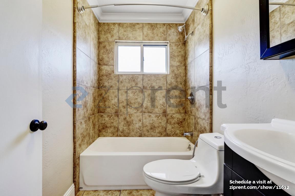 Building Photo - 4195 Brookside Dr