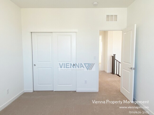 Building Photo - 7361 Moon Dream Wy