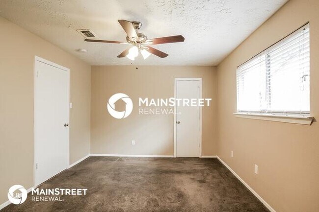 Building Photo - 4 Bedroom Pet-Friendly Home in Spring, TX with Main Street Renewal