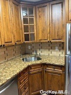 Building Photo - 1069 Fenwood Dr