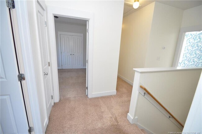 Building Photo - 1164 Trentini Ave