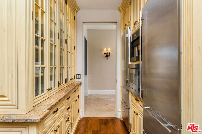 Building Photo - 24908 Bella Vista Dr