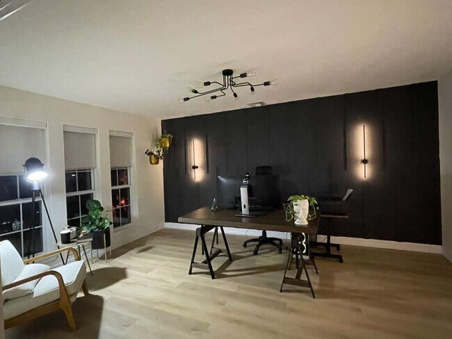 Building Photo - 18014 Vintage Wood Ln