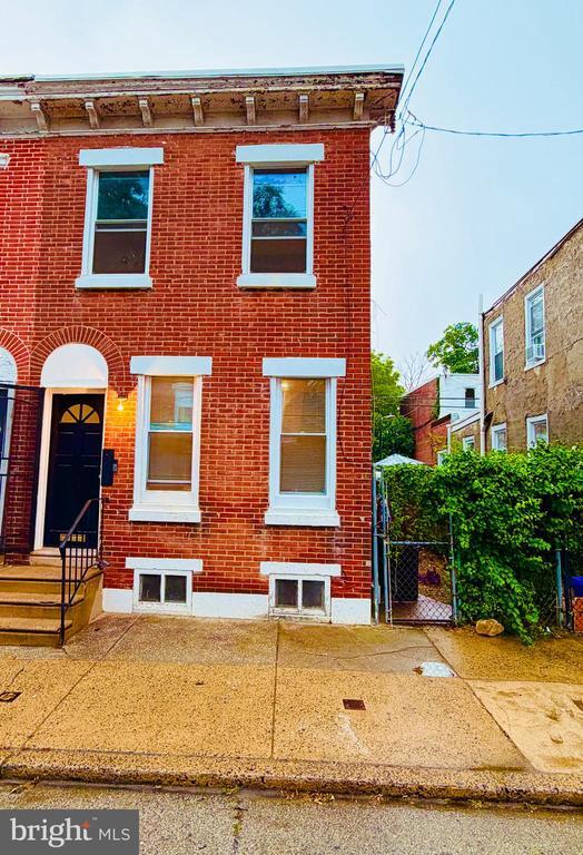 Building Photo - 107 E Pastorius St